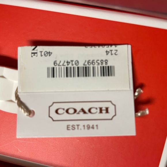 NWT Coach rubber watch, white - Picture 6 of 9